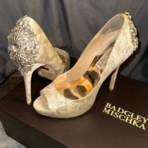 BADGLEY MISCHKAY HEELS